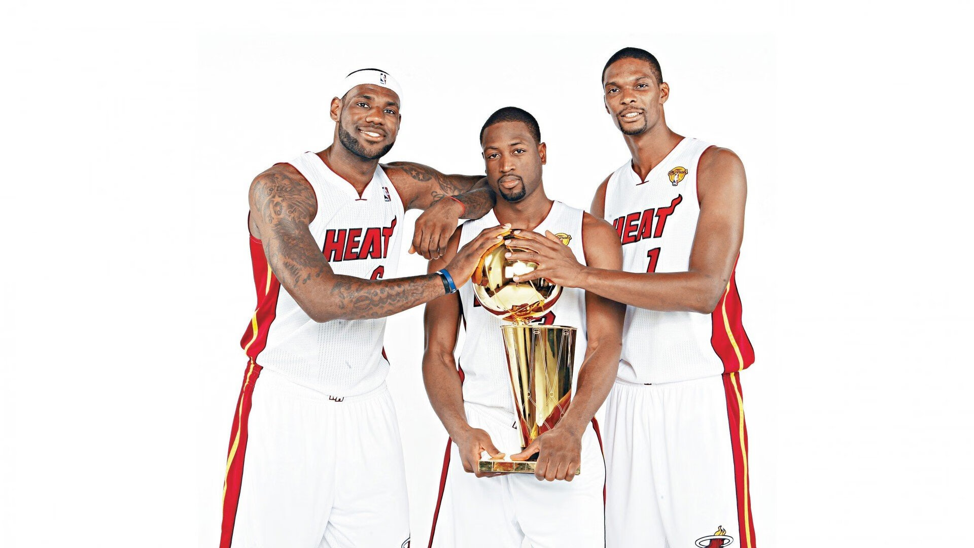 关于世界杯最新形势：洛杉矶快船高居榜首，上海海港强势追赶，冠军归属成迷的信息