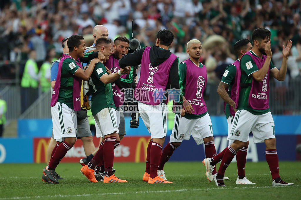 哈兰德赛点兑现，巴黎圣日耳曼淘汰川崎前锋晋级四强，主帅激动落泪的简单介绍